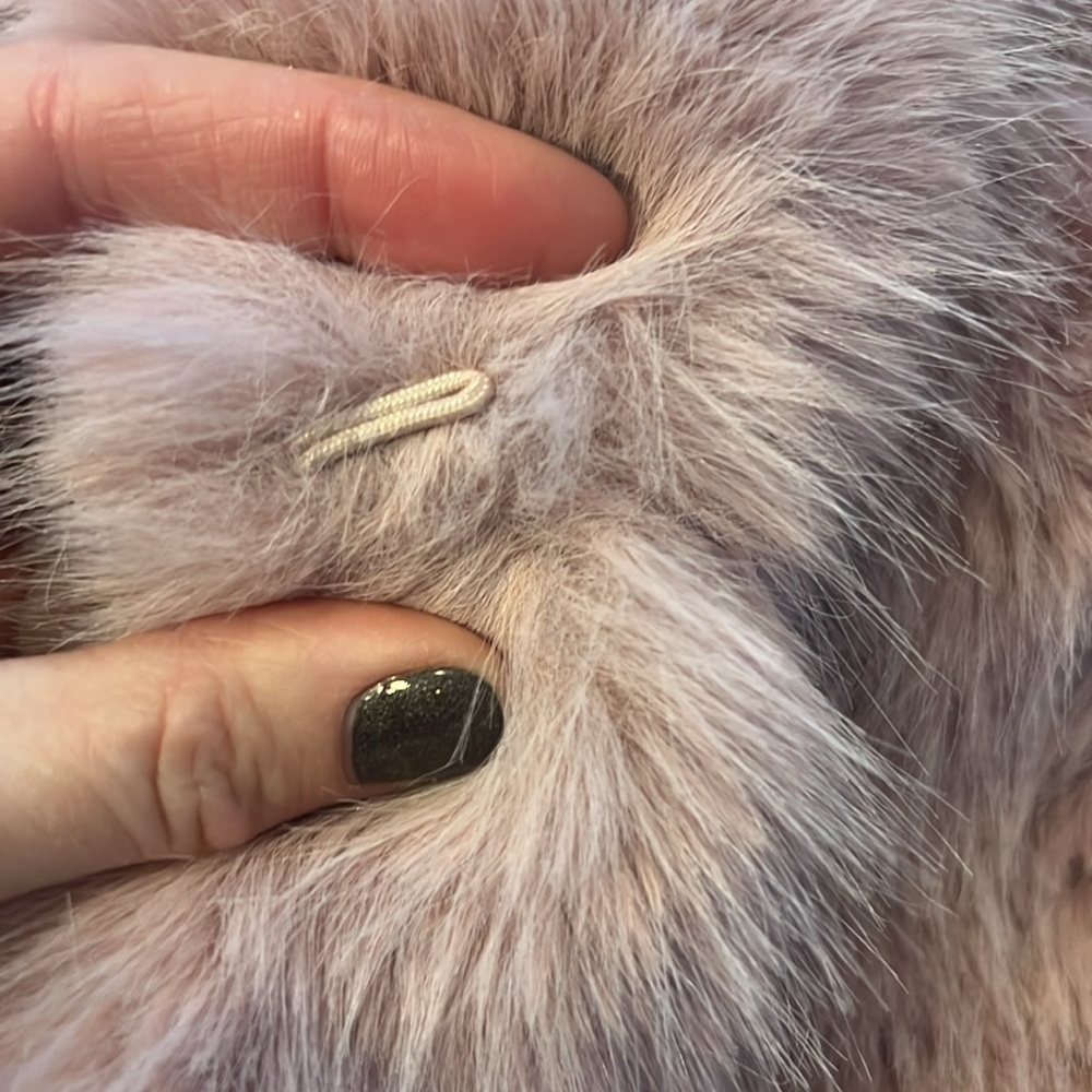 Pink faux fur coat - Picture 3 of 5
